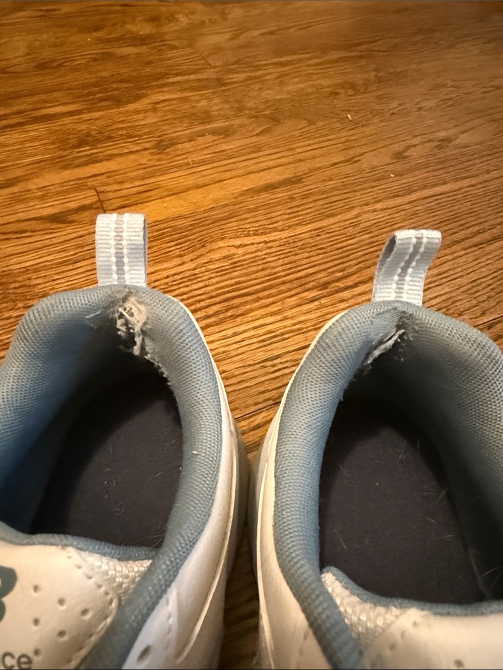 New Balance 608 Womens size 10 White and Light Blue & Gray Sneakers - Picture 5 of 6